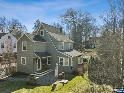 $839,000 | 25 Bowers Road, Caldwell, NJ 07006