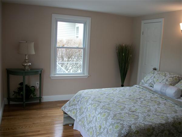 25 Kenwood Road Methuen, MA 01844 - Photo 3 of 12 Gallery Image 3