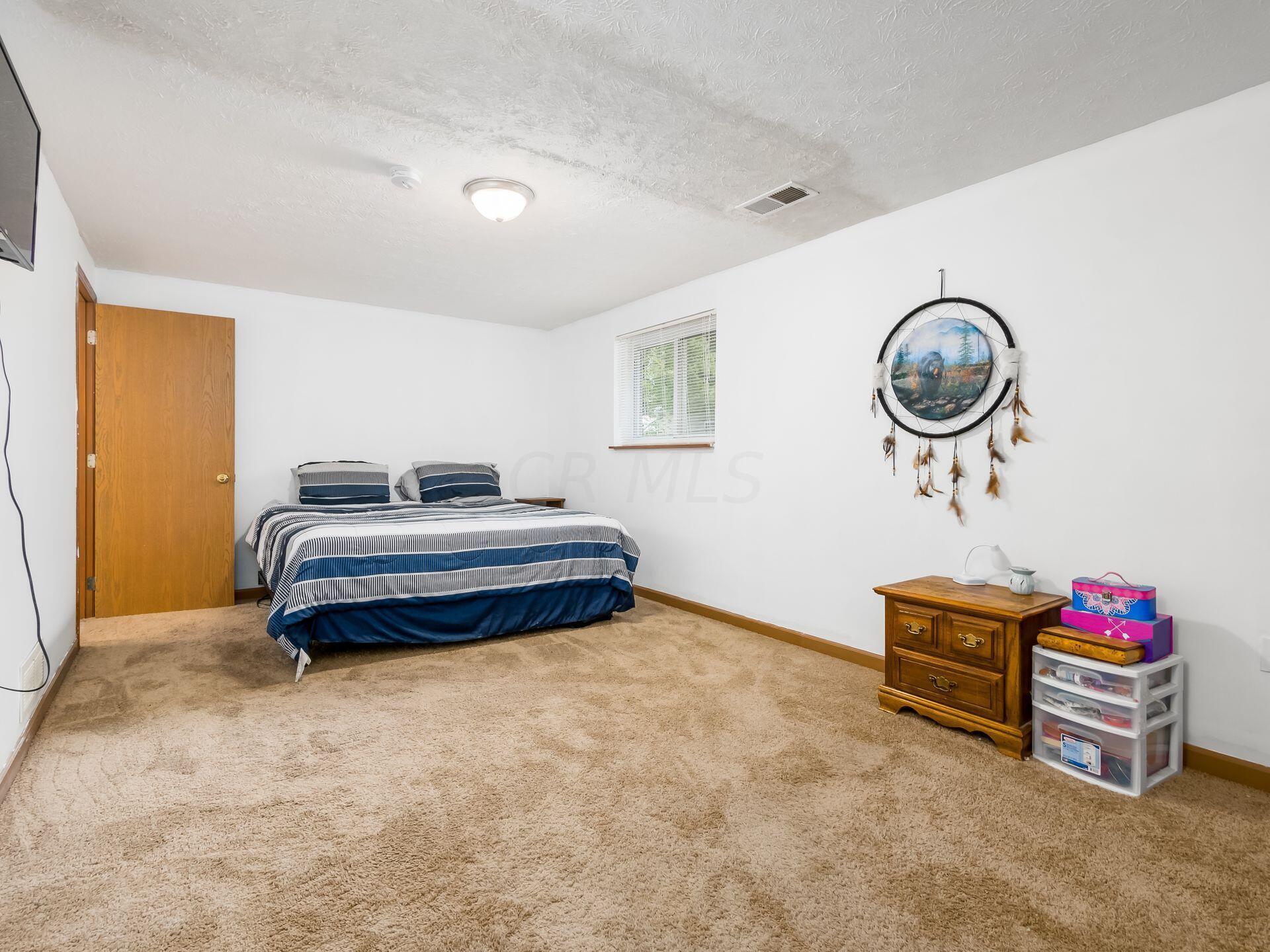 1736 Ripplebrook Road Columbus, OH 43223 - Photo 30 of 46 Gallery Image 30