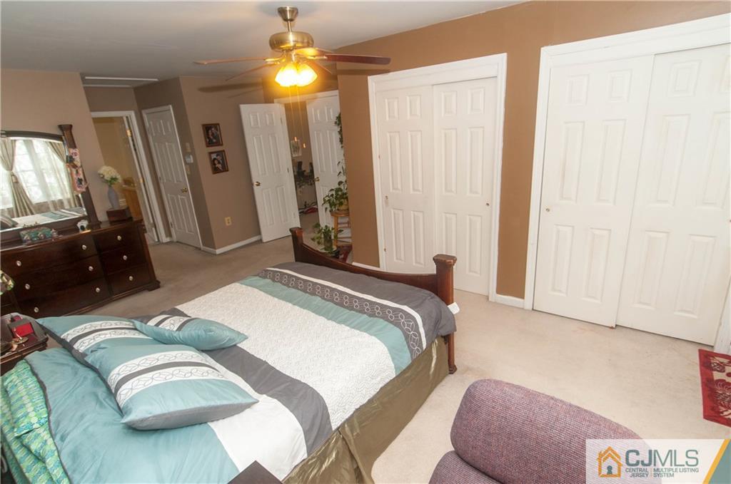 56 Lexington Road Monmouth Junction, NJ 08852 - Photo 20 of 25 Gallery Image 20