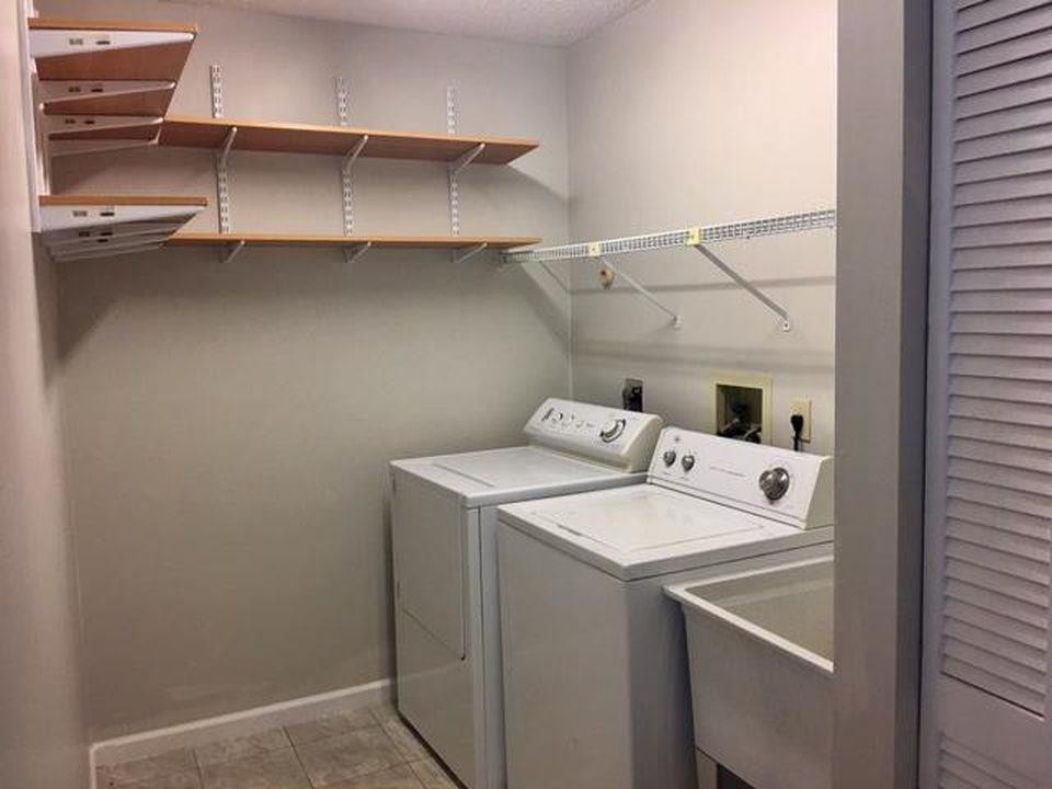6074 Linton Street Jupiter, FL 33458 - Photo 4 of 7 Photo 4