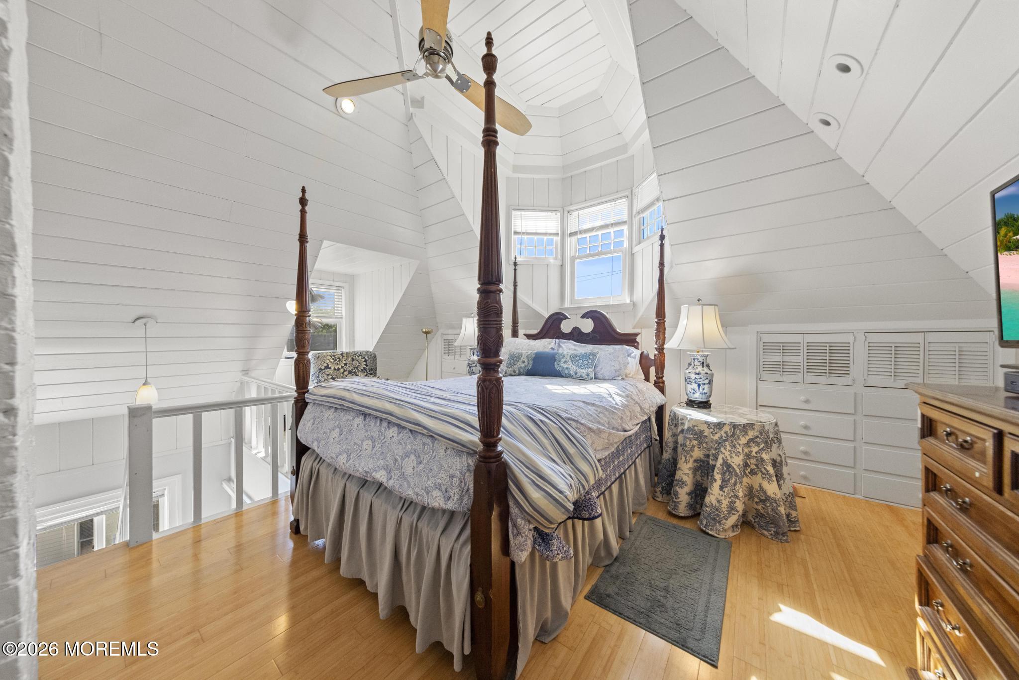 52 Ridge Road Rumson, NJ 07760 - Photo 23 of 39 Primary Bedroom