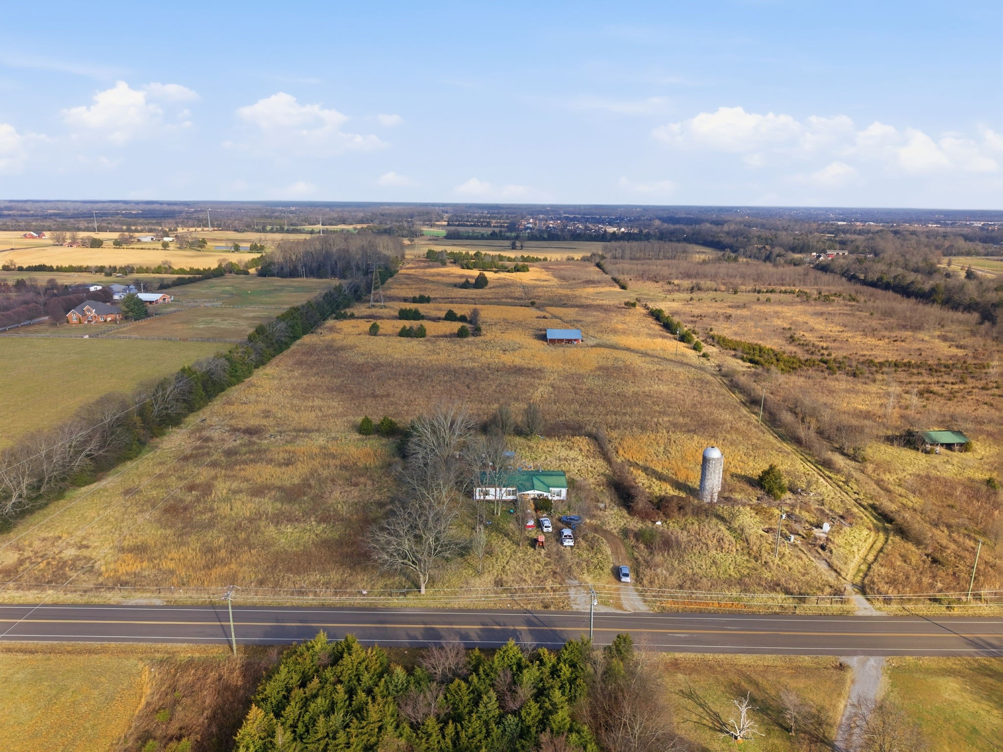 4689 Sledge Road Christiana, TN 37037 - Photo 22 of 32 a view of an ocean