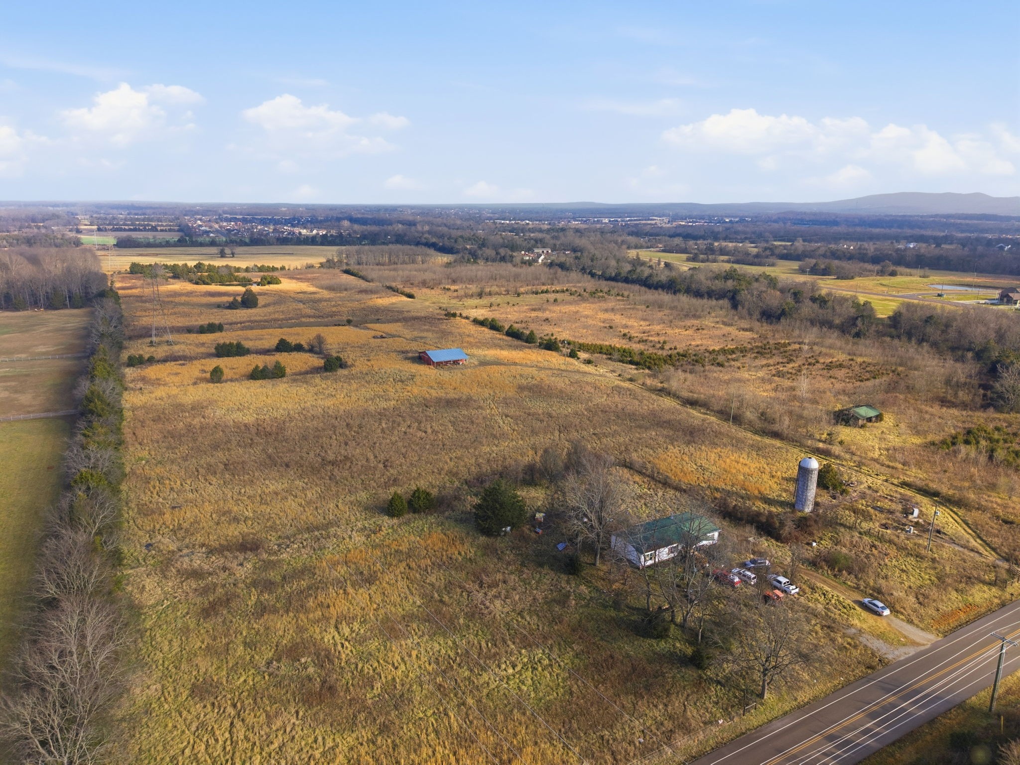 4689 Sledge Road Christiana, TN 37037 - Photo 23 of 32 a view of an ocean and beach