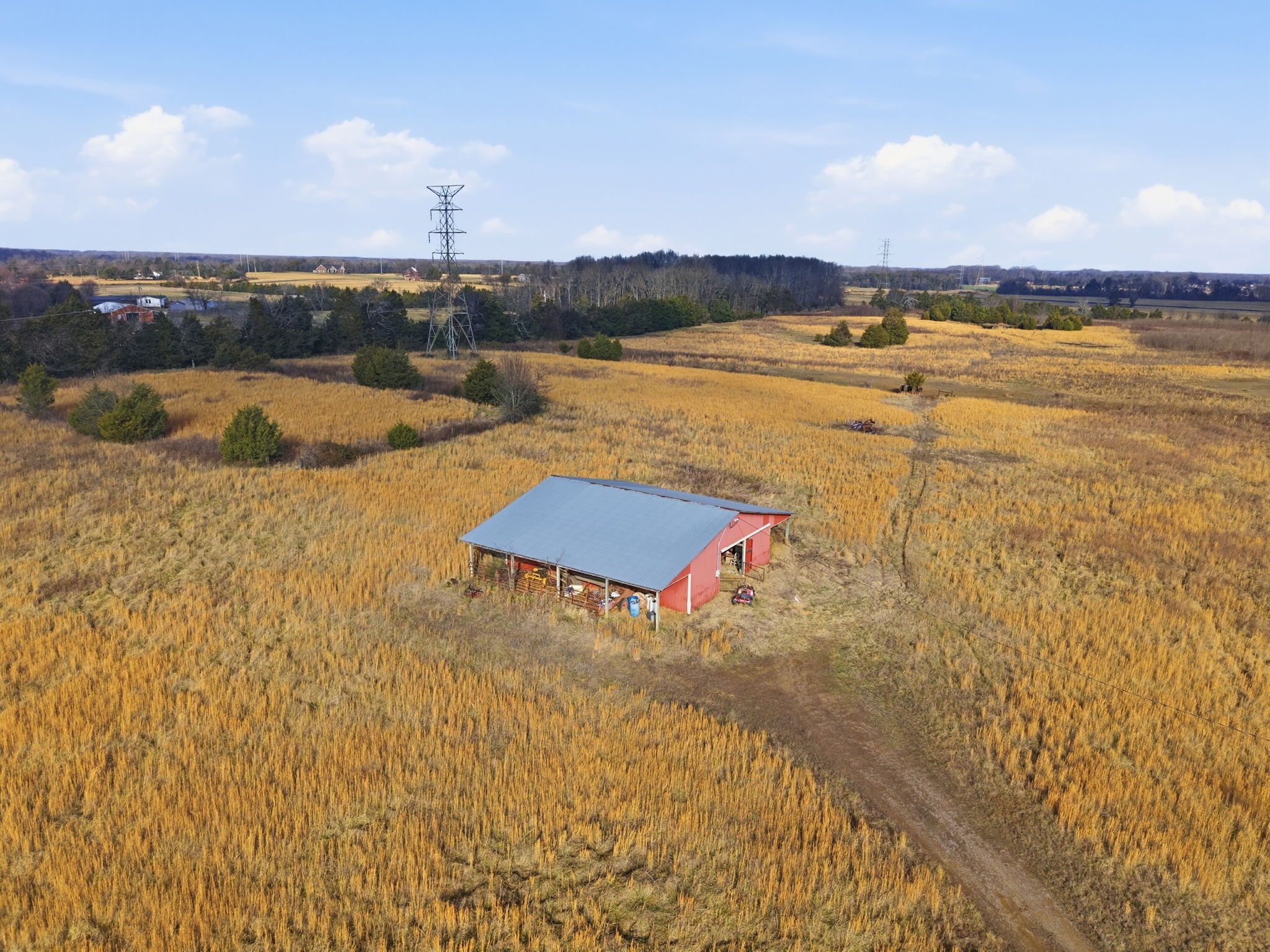 4689 Sledge Road Christiana, TN 37037 - Photo 3 of 32 a view of an ocean and beach