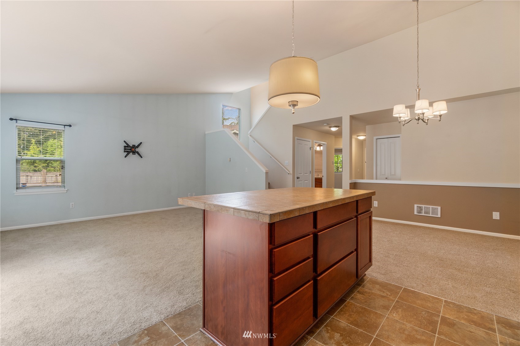 4225 Roxanna Loop Southeast Lacey, WA 98503 - Photo 12 of 25 Gallery Image 12