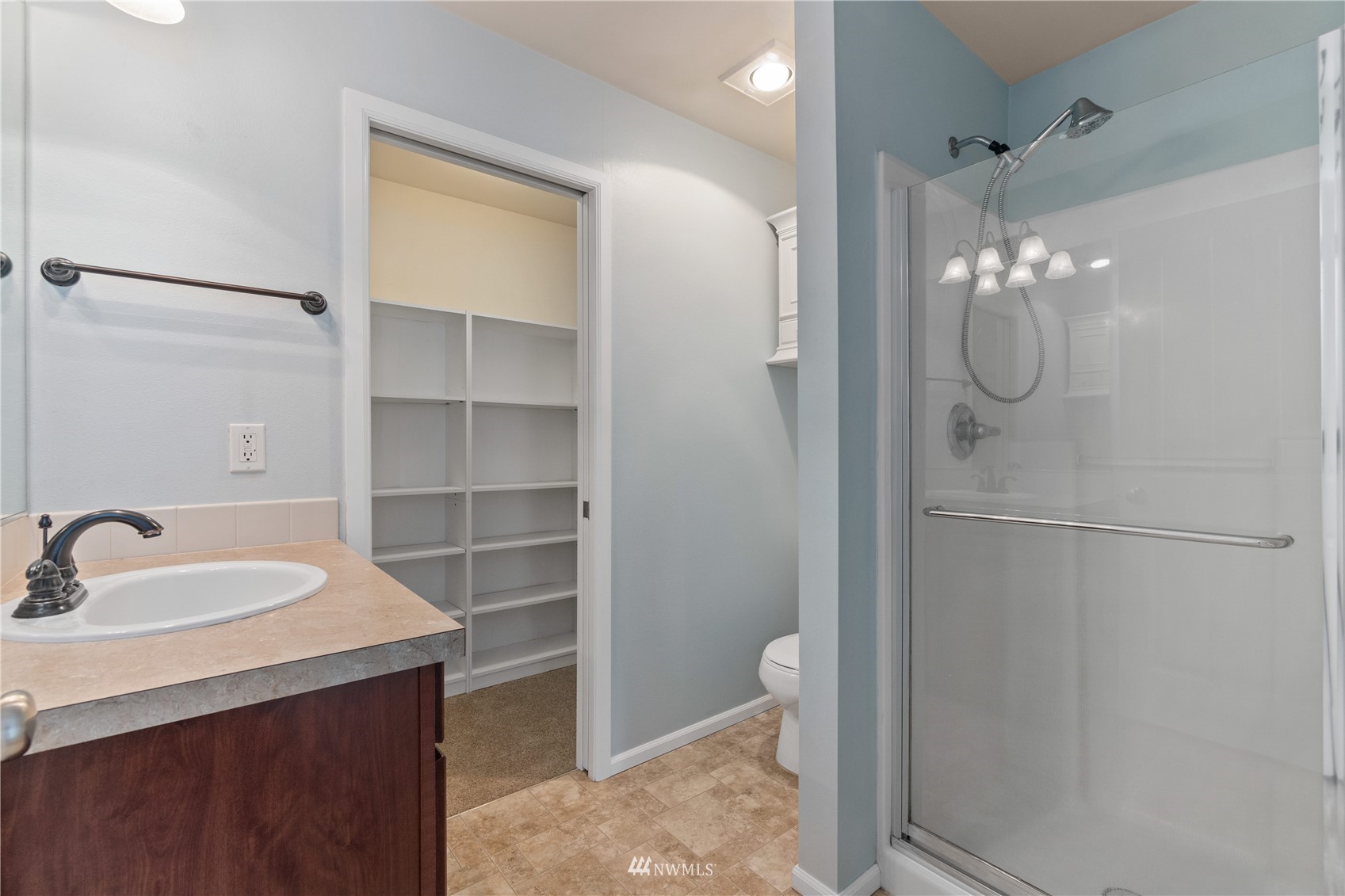 4225 Roxanna Loop Southeast Lacey, WA 98503 - Photo 17 of 25 Gallery Image 17