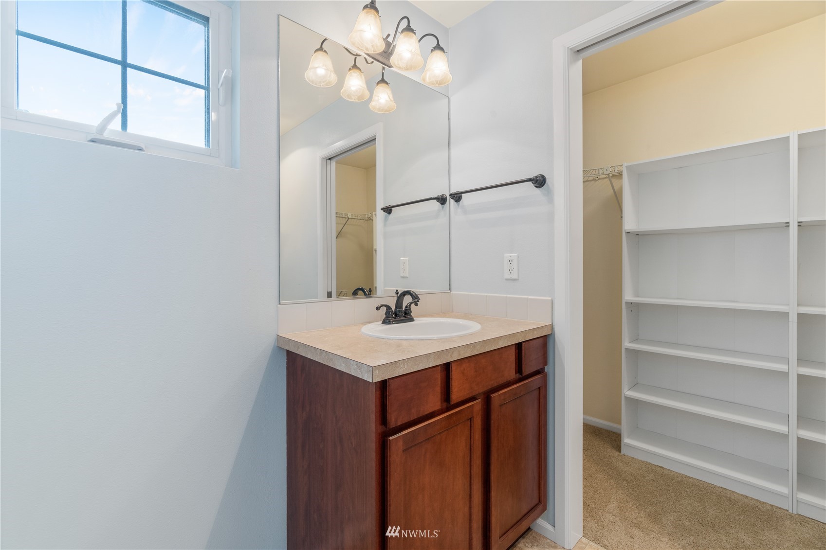4225 Roxanna Loop Southeast Lacey, WA 98503 - Photo 18 of 25 Gallery Image 18