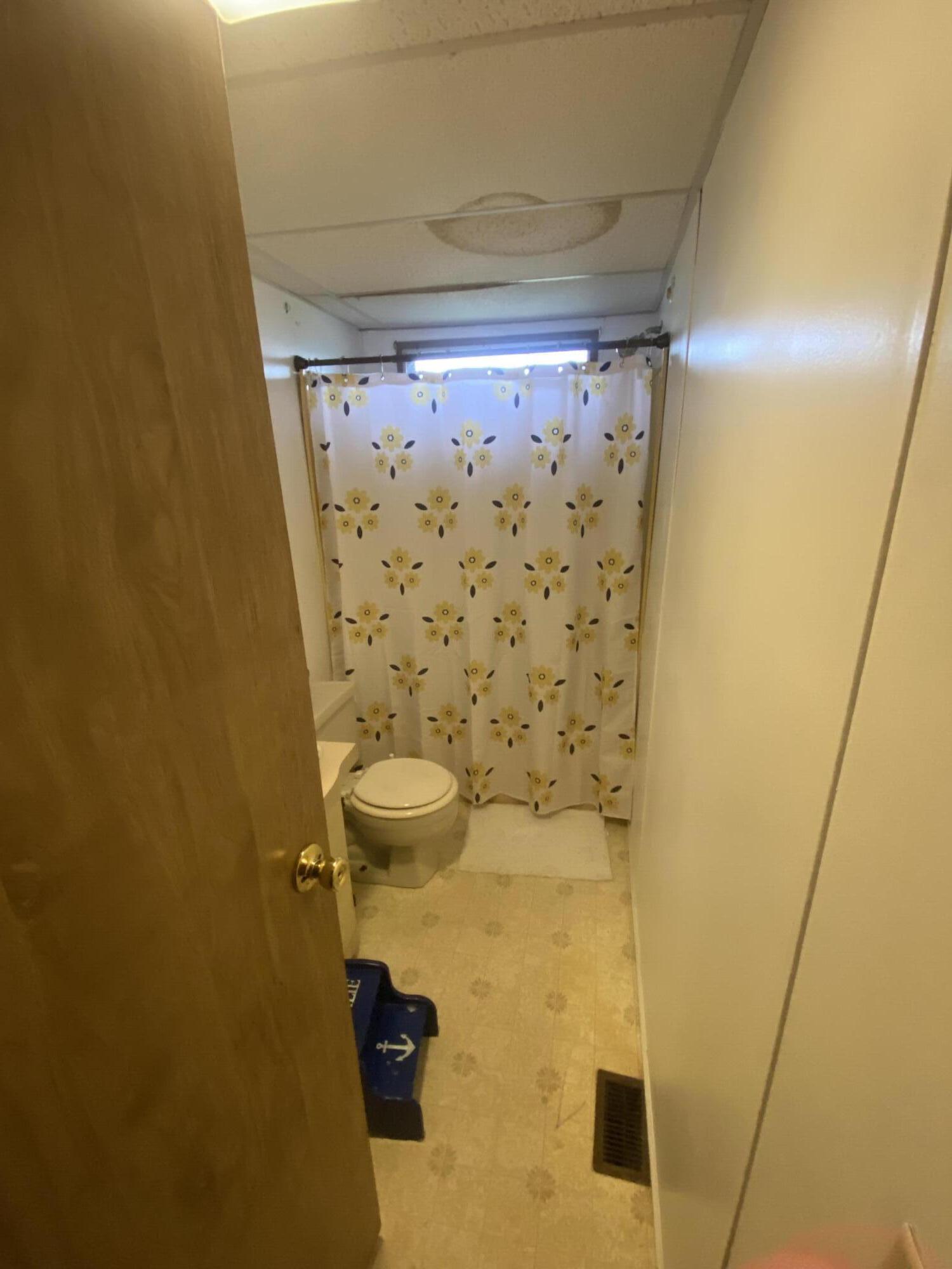 312 Ridge Road Fairfield, ME 04937 - Photo 15 of 26 16 Bathroom 2