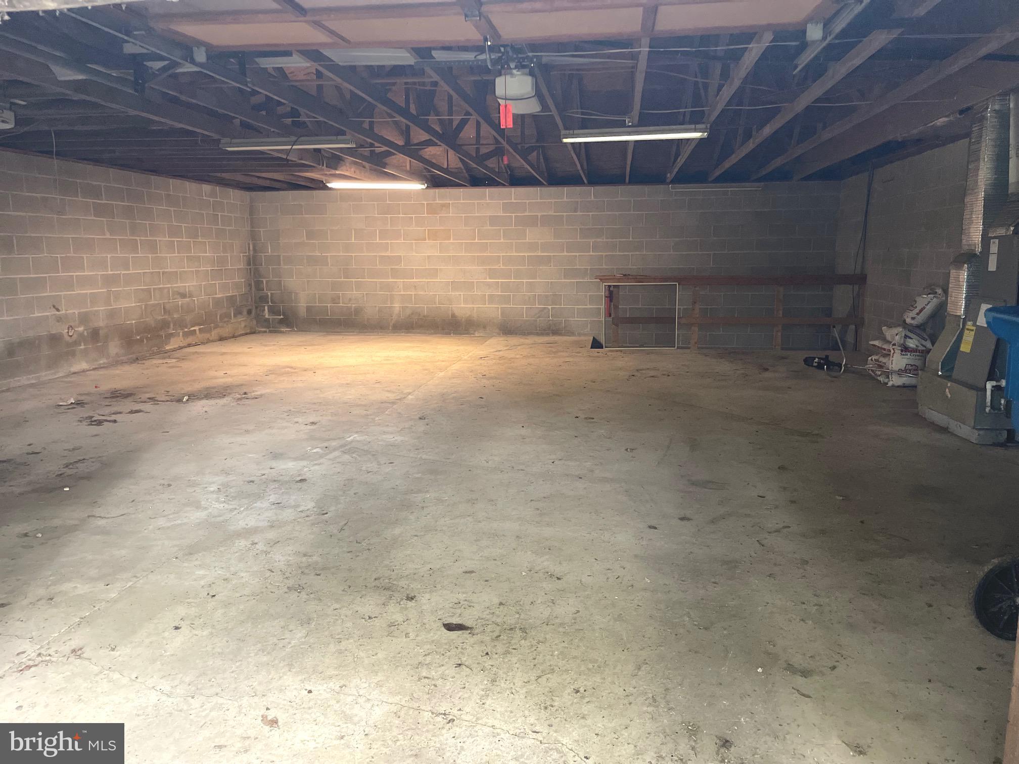 160 Lees Bridge Road Nottingham, PA 19362 - Photo 16 of 23 4 Car attached Garage