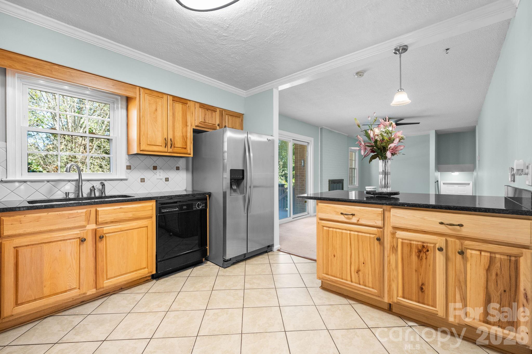 102 Castlegate Drive Morganton, NC 28655 - Photo 13 of 44