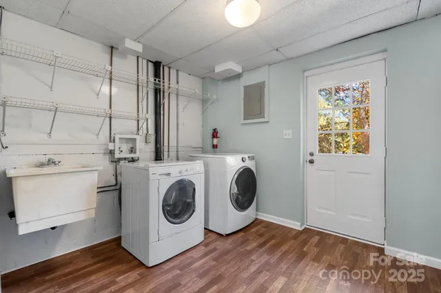 $385,000 | 102 Castlegate Drive, Morganton, NC 28655