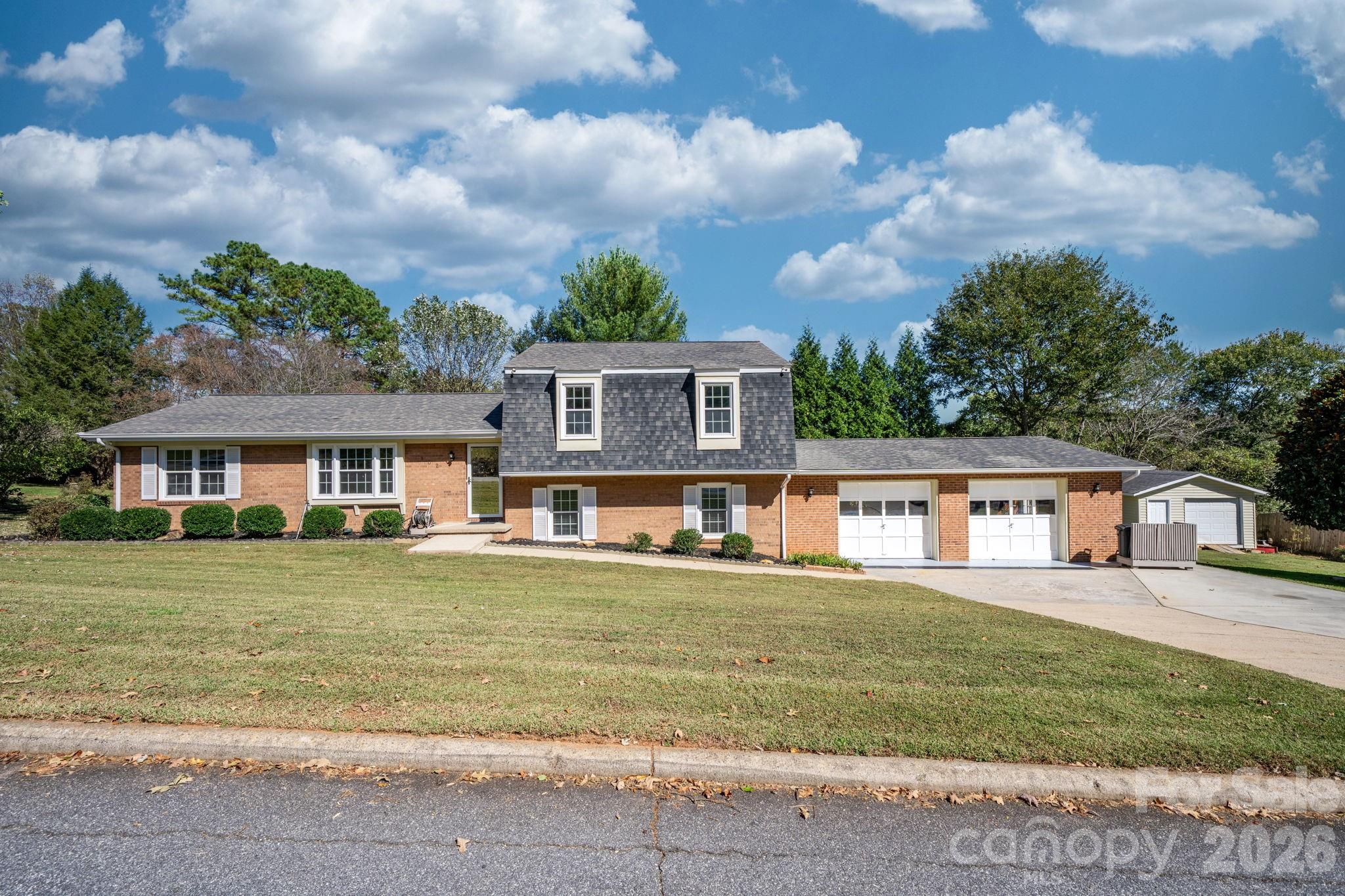102 Castlegate Drive Morganton, NC 28655 - Photo 42 of 44