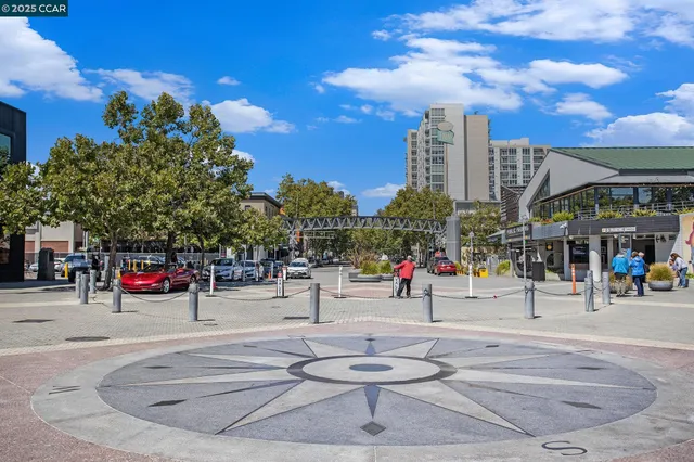 $449,999 | 410 Webster Street, Unit 1, Oakland, CA 94607