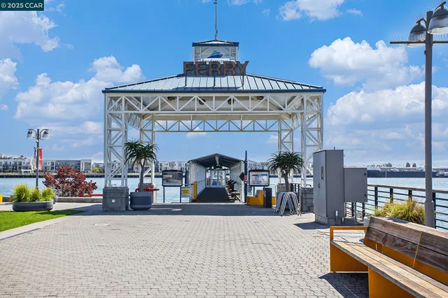 $449,999 | 410 Webster Street, Unit 1, Oakland, CA 94607