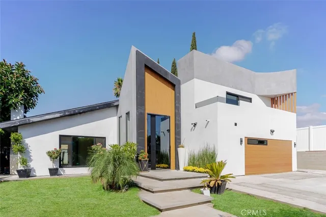 $2,500,000 | 10861 Lindley Avenue, Granada Hills, CA 91344