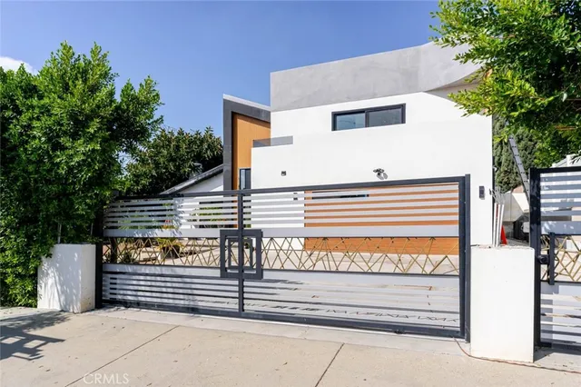 $2,500,000 | 10861 Lindley Avenue, Granada Hills, CA 91344