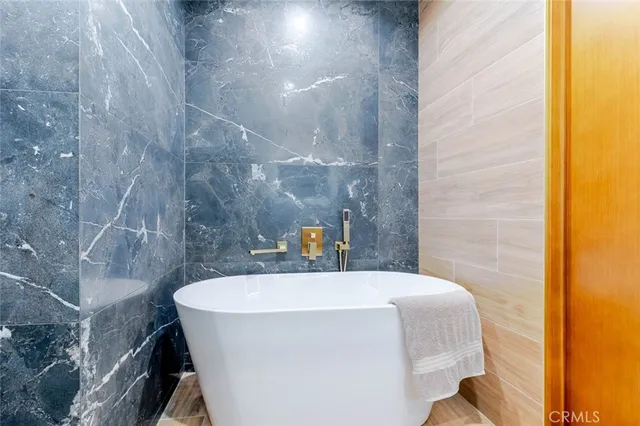 $2,500,000 | 10861 Lindley Avenue, Granada Hills, CA 91344