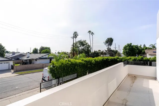 $2,500,000 | 10861 Lindley Avenue, Granada Hills, CA 91344