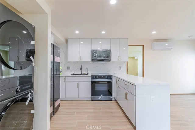 $2,500,000 | 10861 Lindley Avenue, Granada Hills, CA 91344