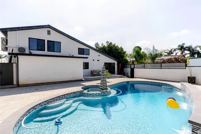 $2,500,000 | 10861 Lindley Avenue, Granada Hills, CA 91344