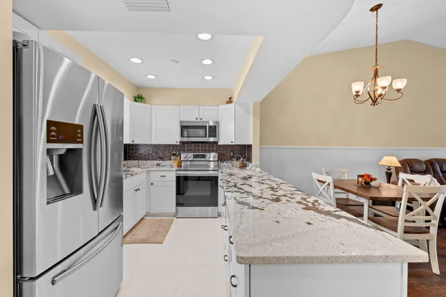 $195,000 | 2950 Southeast Ocean Boulevard, Unit 1196, Stuart, FL 34996