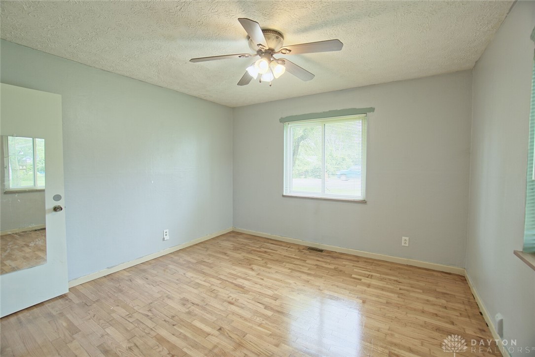 3913 Kemp Road Beavercreek, OH 45431 - Photo 19 of 27