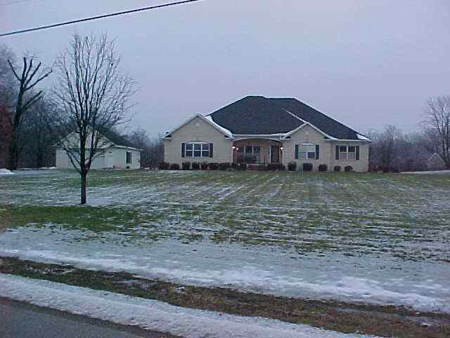 23030 Spring Creek Road Washington, IL 61571 - Photo 1 of 9 Gallery Image 1
