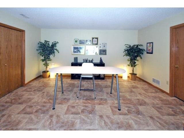 8673 Callahan Trail Inver Grove Heights, MN 55076 - Photo 14 of 18 Gallery Image 14