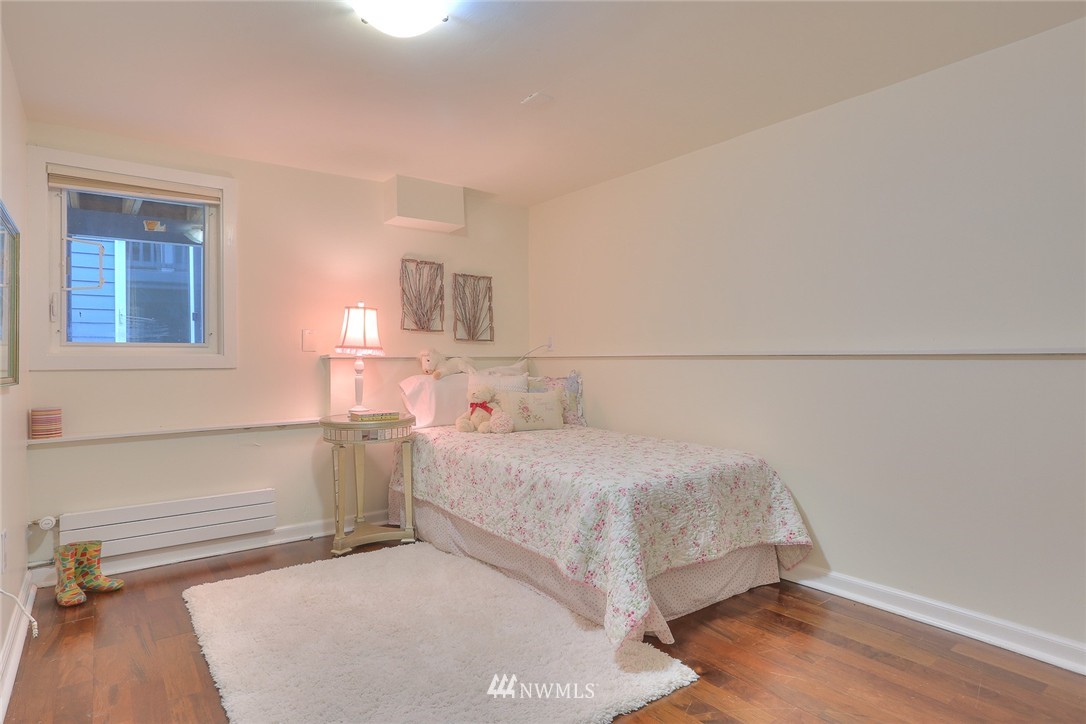 355 North 76th Street Seattle, WA 98103 - Photo 19 of 24