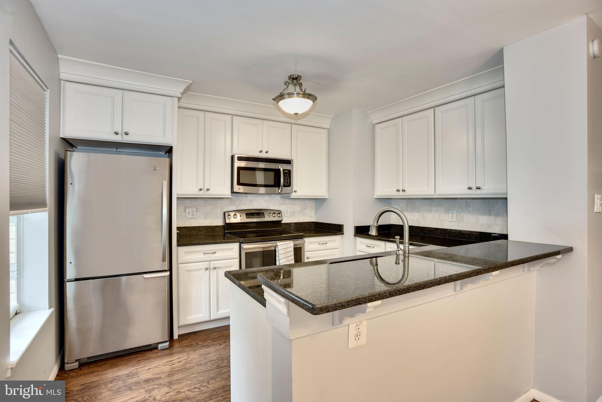2357 Hunters Square Court Reston, VA 20191 - Photo 11 of 35
