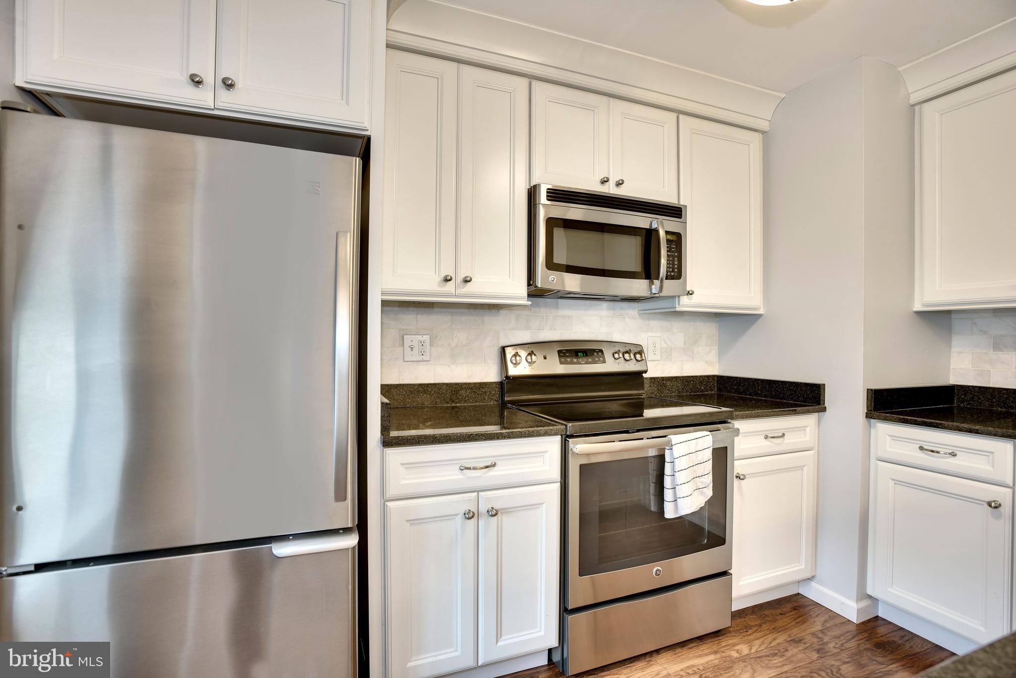 2357 Hunters Square Court Reston, VA 20191 - Photo 12 of 35