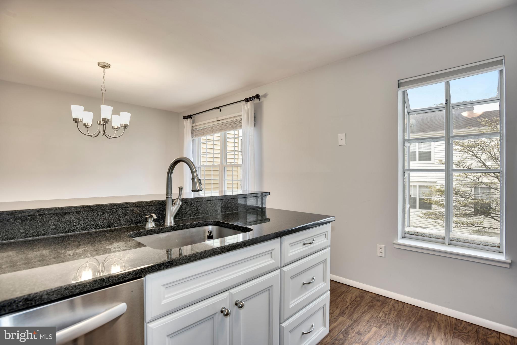 2357 Hunters Square Court Reston, VA 20191 - Photo 14 of 35