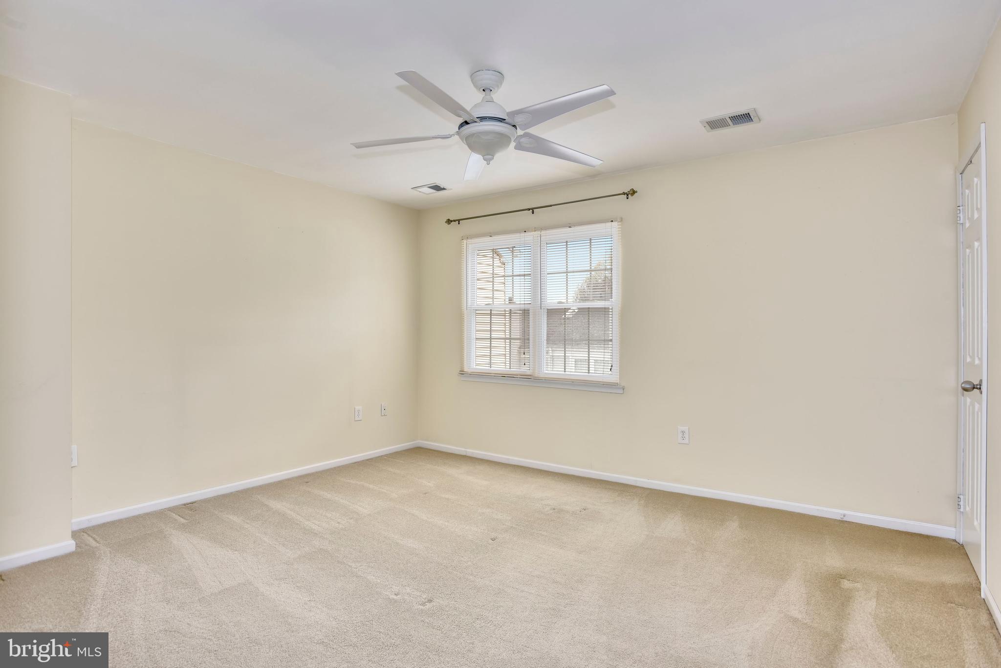 2357 Hunters Square Court Reston, VA 20191 - Photo 20 of 35