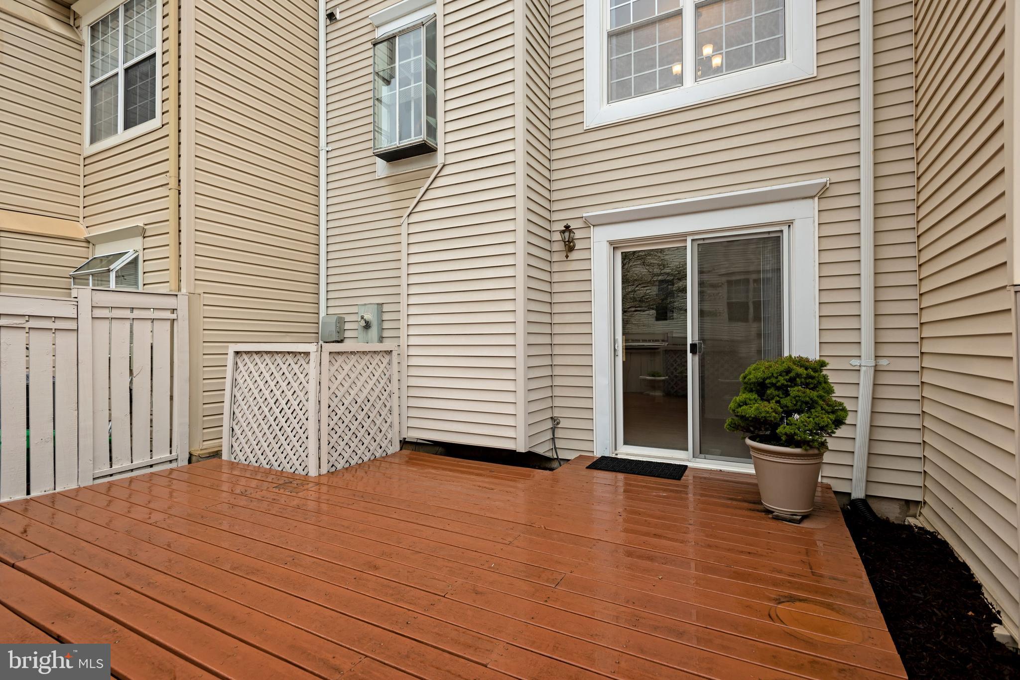 2357 Hunters Square Court Reston, VA 20191 - Photo 31 of 35