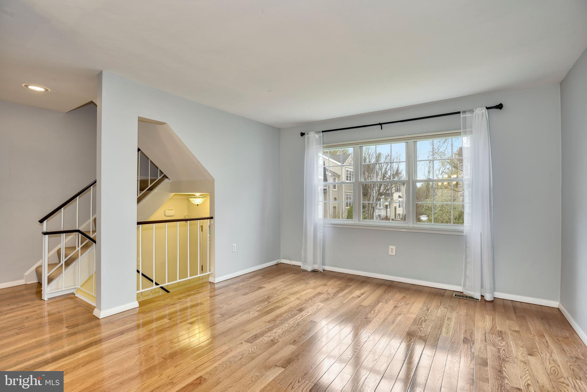 2357 Hunters Square Court Reston, VA 20191 - Photo 8 of 35