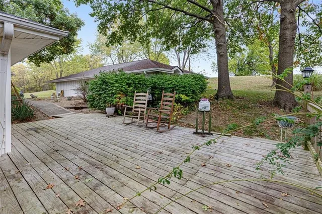 $399,000 | 16211 Kountryridge Drive, Kearney, MO 64060