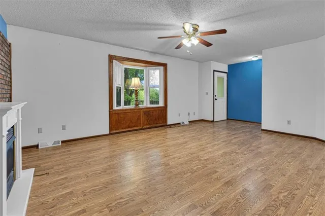 $399,000 | 16211 Kountryridge Drive, Kearney, MO 64060