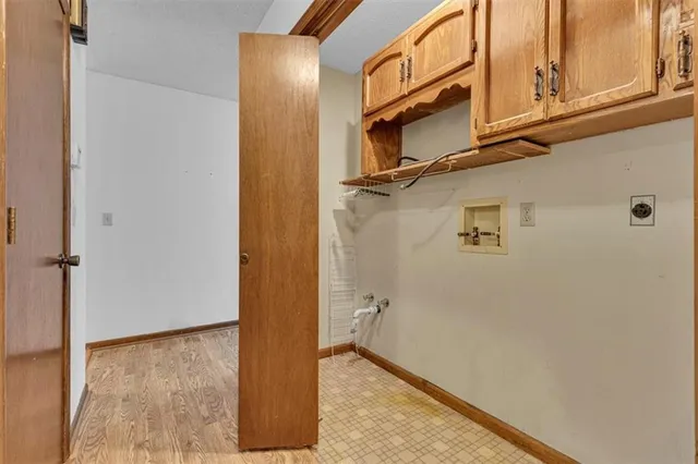 $399,000 | 16211 Kountryridge Drive, Kearney, MO 64060