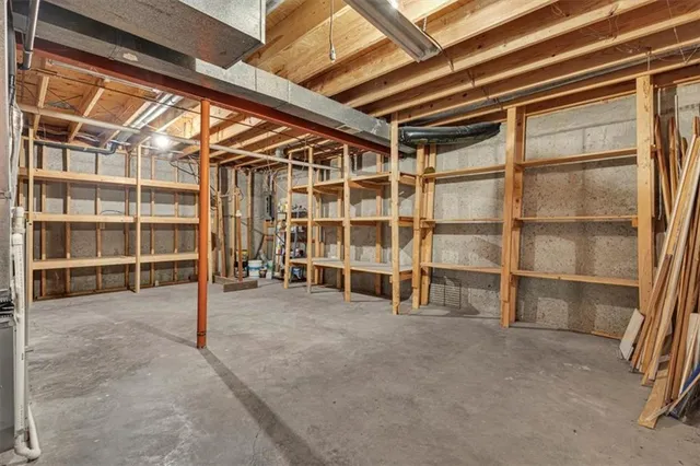 $399,000 | 16211 Kountryridge Drive, Kearney, MO 64060