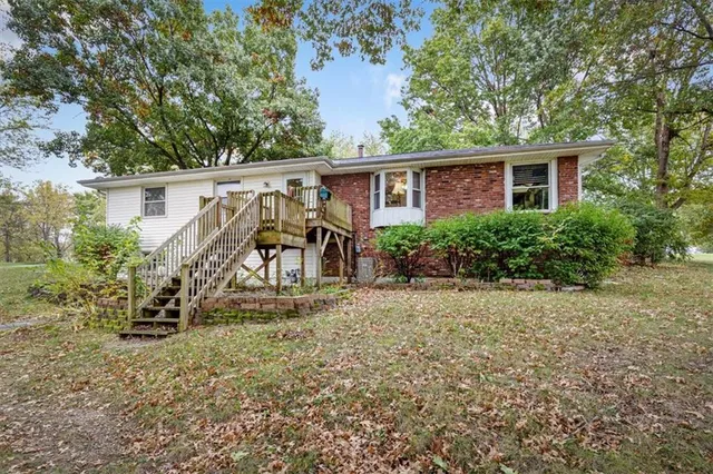 $399,000 | 16211 Kountryridge Drive, Kearney, MO 64060