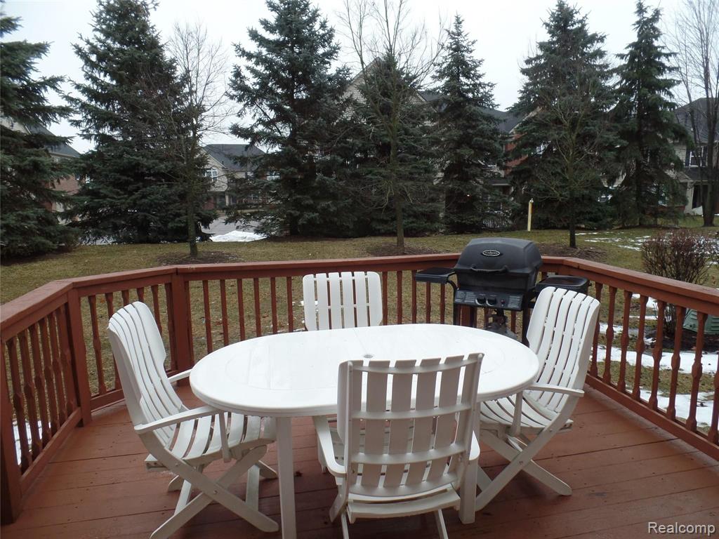 4075 Strathmore Lane Canton, MI 48188 - Photo 4 of 17
