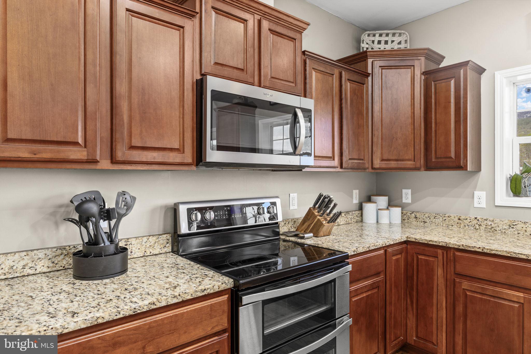 3063 Etlan Road Etlan, VA 22719 - Photo 11 of 49 Stove with Double Oven