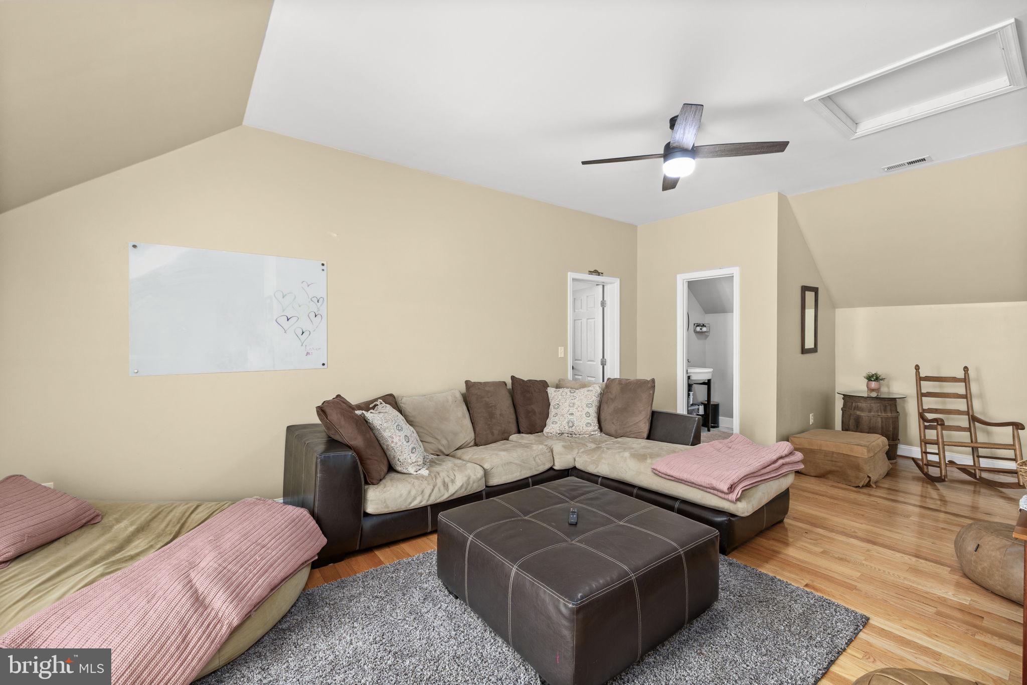 3063 Etlan Road Etlan, VA 22719 - Photo 31 of 49 Upper Level Lounge Area