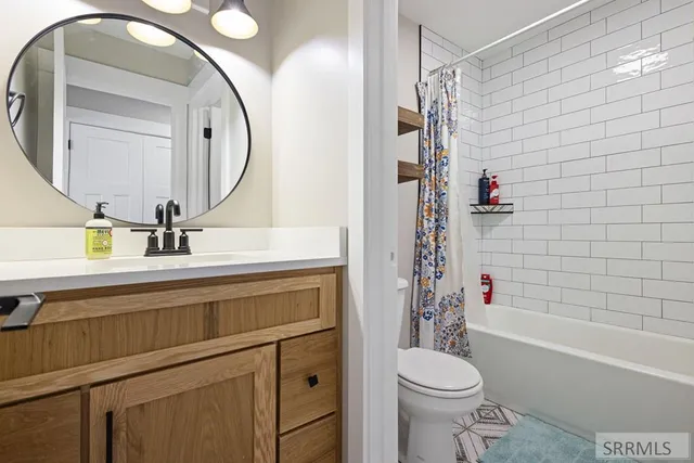 $1,110,000 | 3698 East Autumn Hts Drive, Rigby, ID 83442