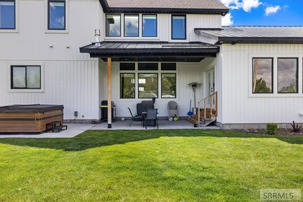 $1,000,000 | 3698 East Autumn Hts Drive, Rigby, ID 83442