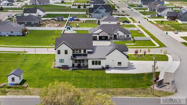 $1,110,000 | 3698 East Autumn Hts Drive, Rigby, ID 83442