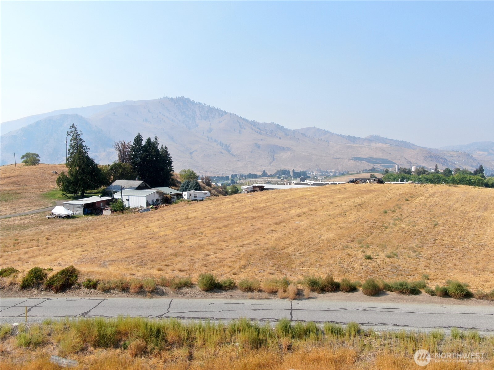 30 Isenhart Road Chelan, WA 98816 - Photo 7 of 10 a view of lake with mountain