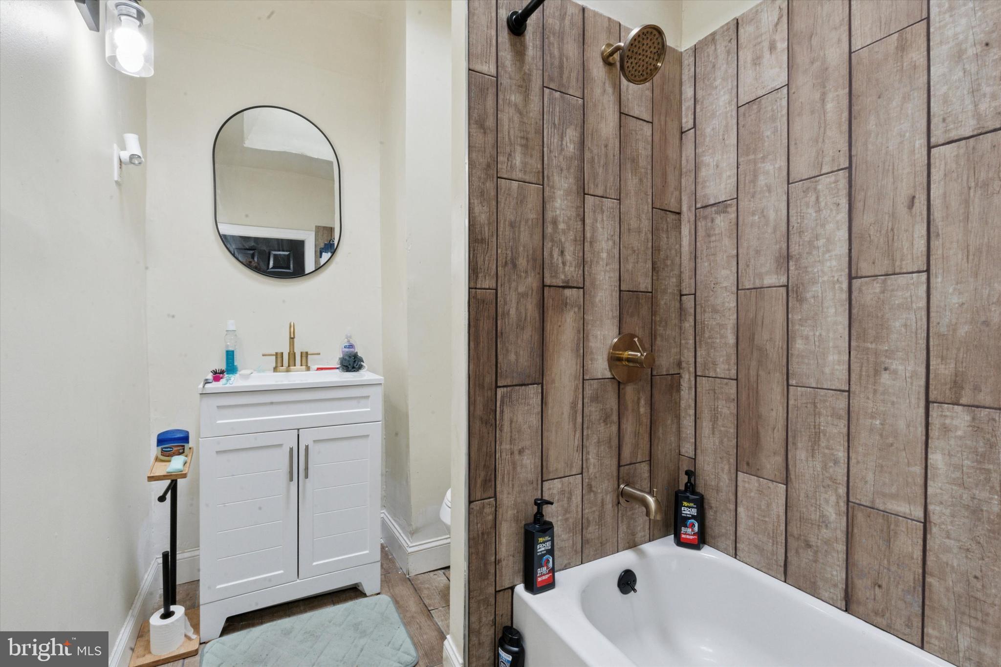 2088 Bridge Street Philadelphia, PA 19124 - Photo 6 of 10