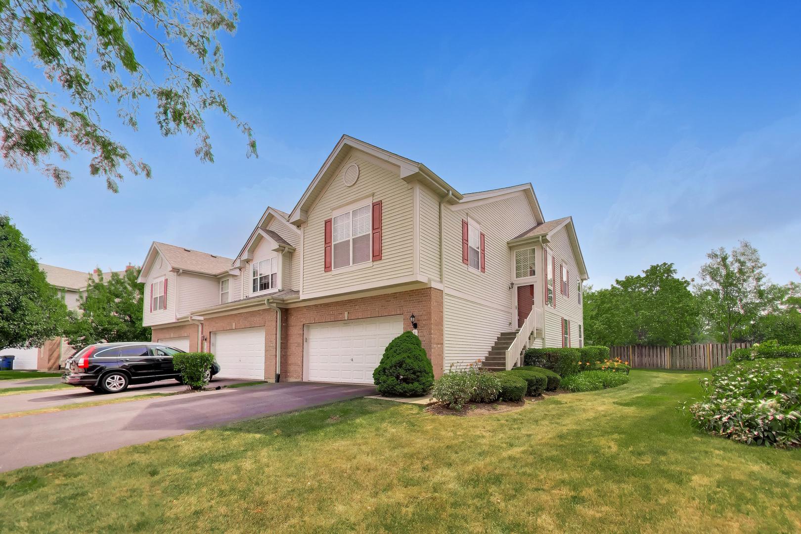 1435 Quincy Bridge Court Bartlett, IL 60103 - Photo 3 of 39